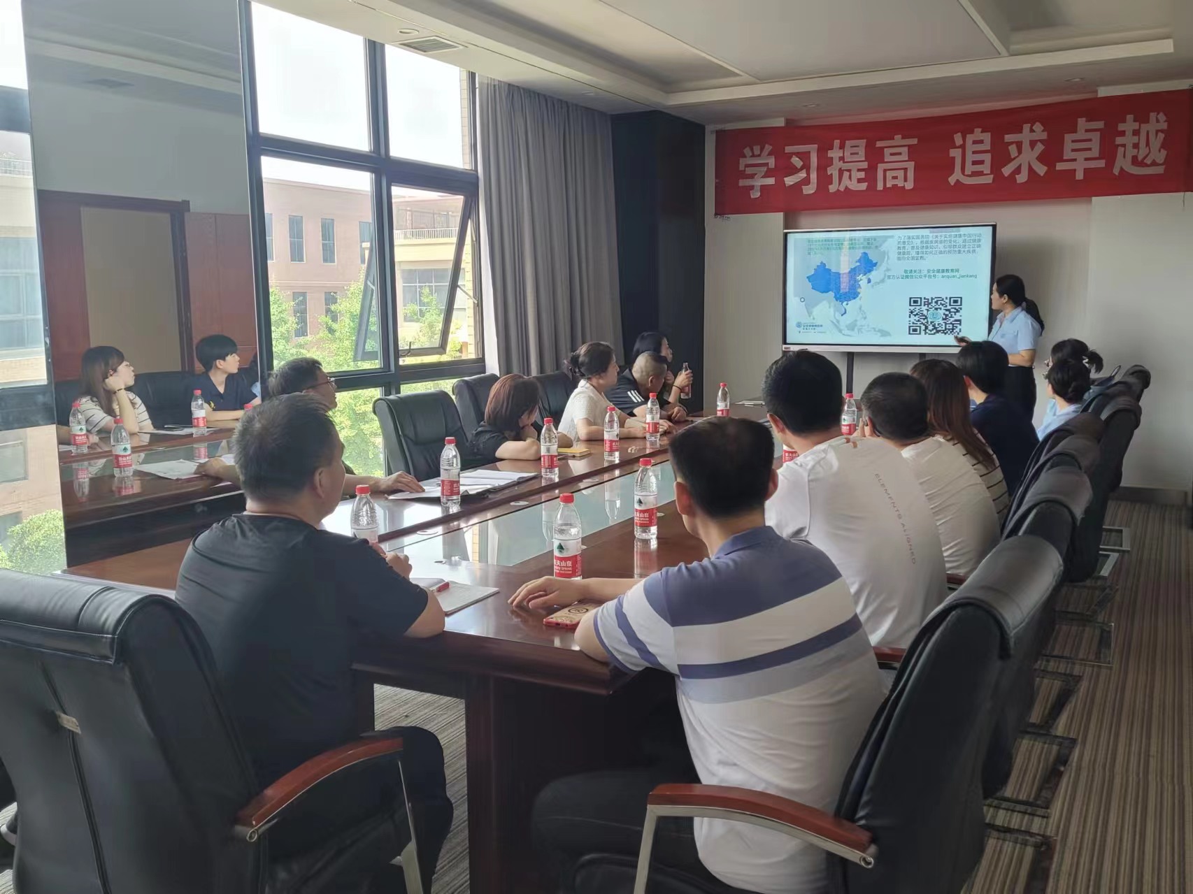 �t�����ȳ��R